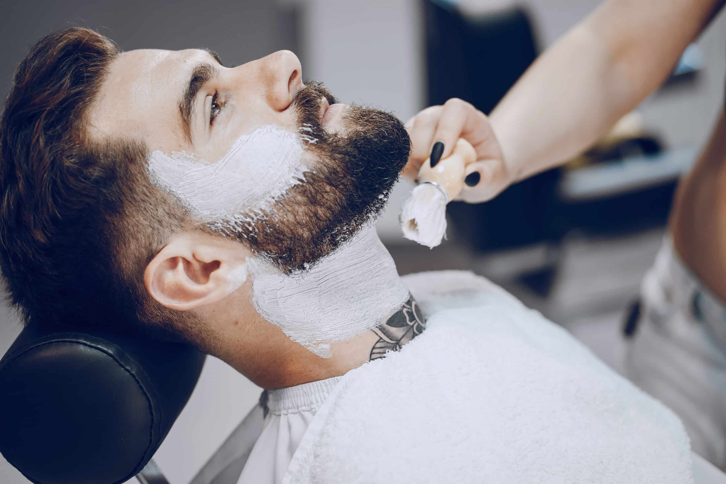 guy in the barbercos
